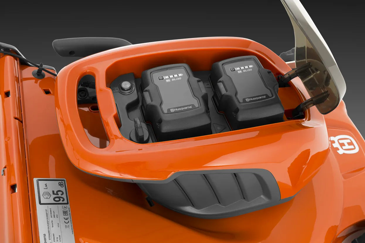 Husqvarna Gräsklippare LC 247i utan batteri & laddare