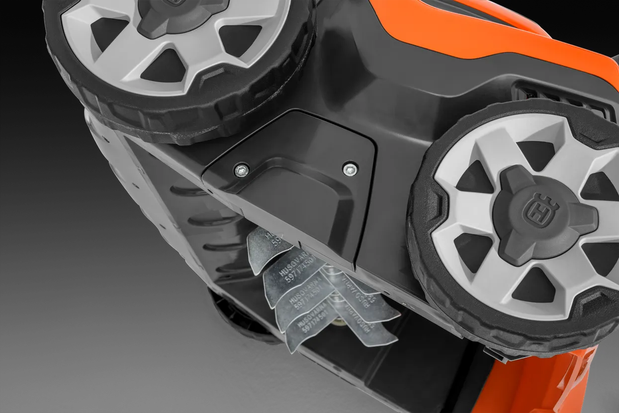Husqvarna S138i Batteridriven Vertikalskärare Inkl. batteri och laddare