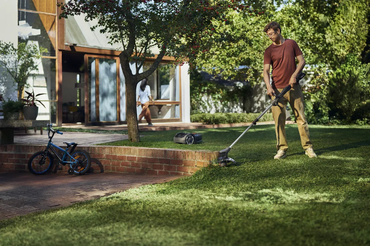 Husqvarna Aspire™ T28 Batteritrimmer Utan batteri och laddare