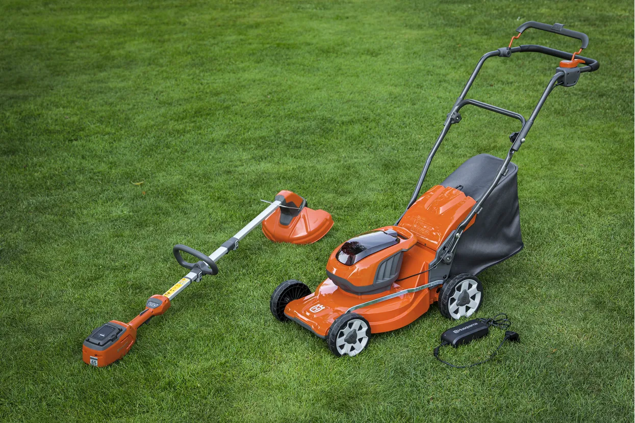 Husqvarna Gräsklippare LC 137i exkl. Batteri