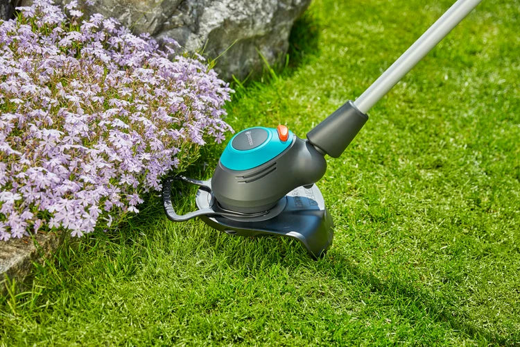 GARDENA EasyCut 450/25 i användning