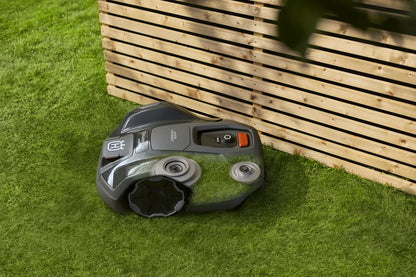 Robotgräsklippare Husqvarna Automower® 305E NERA