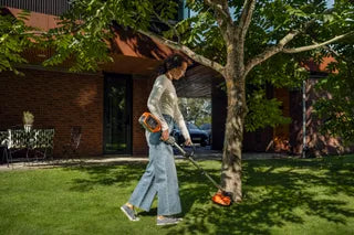 Husqvarna 215iL i användning